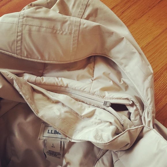 L.L. Bean Thinsulate Weather Proof Blizzard Coat - Picture 8 of 13